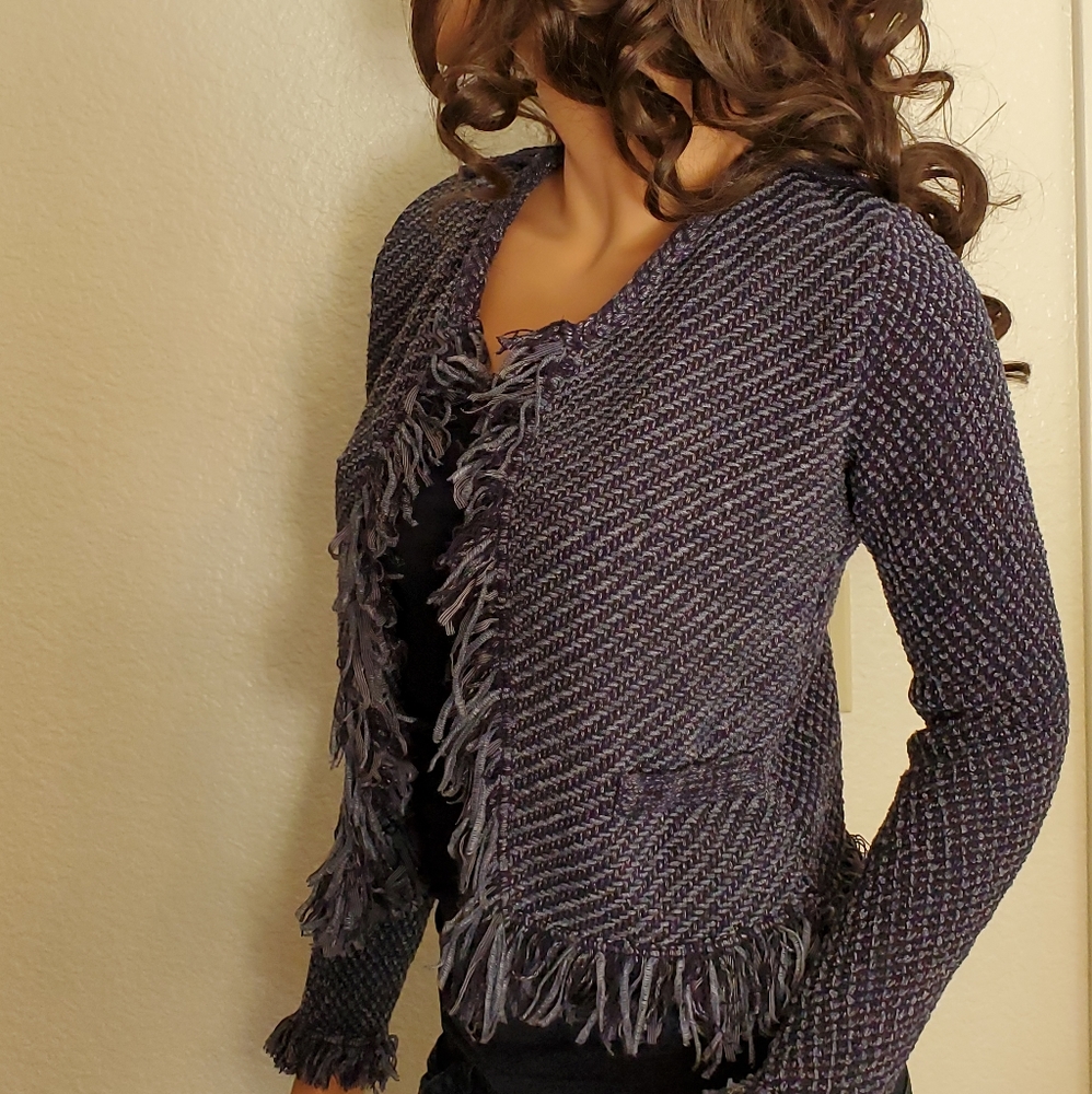 White House Black Market Cropped Shag Sweater - Picture 3 of 9